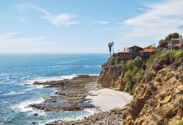 Crescent Bay Point Park | A beautiful little park hidden in a residential neighborhood offering incredible views of Laguna Beach in Orange County, California